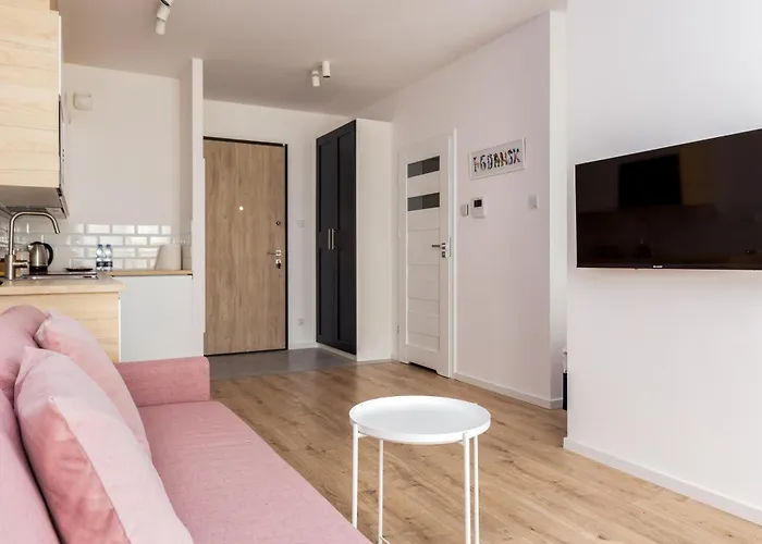 Nova Letnica By Bookinghost * グダニスク